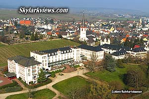 Schloss Rheinhartshausen